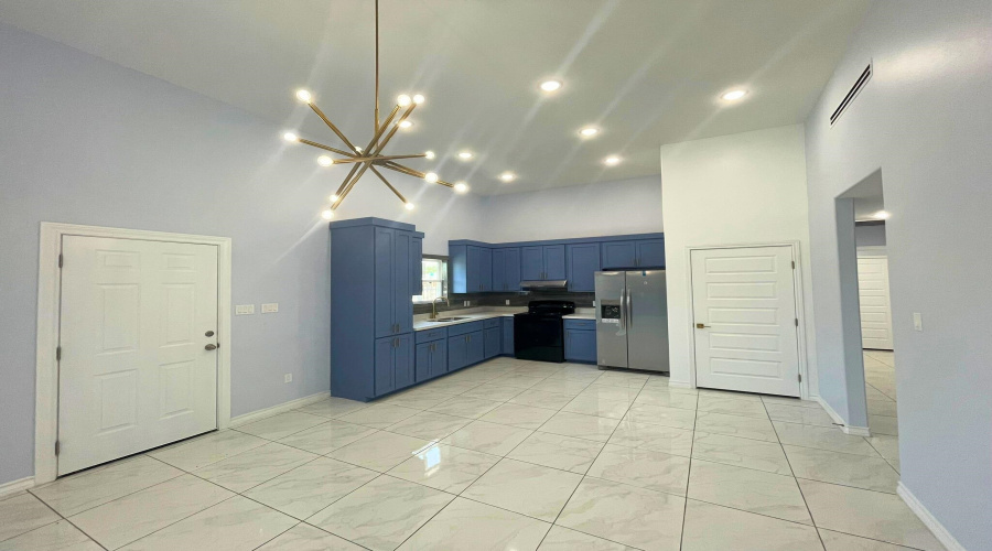 1619 Pierce St, Laredo, Texas 78041, ,Multi-family,For Sale,1619 Pierce St,20253881