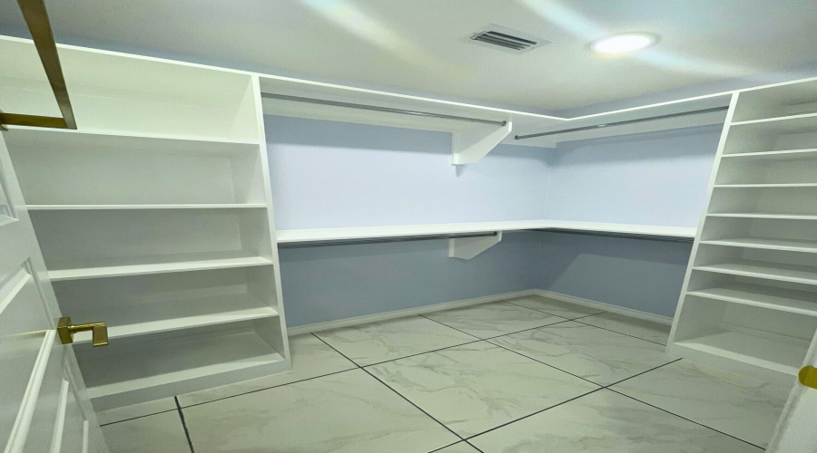 1619 Pierce St, Laredo, Texas 78041, ,Multi-family,For Sale,1619 Pierce St,20253881