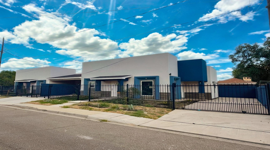 1619 Pierce St, Laredo, Texas 78041, ,Multi-family,For Sale,1619 Pierce St,20253881