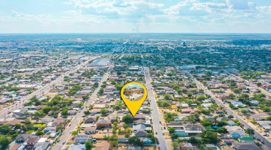 1001 Reynolds St, Laredo, Texas 78040, ,Multi-family,For Sale,1001 Reynolds St,20253977