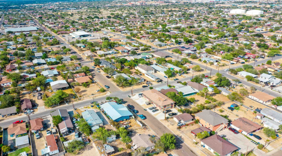 1001 Reynolds St, Laredo, Texas 78040, ,Multi-family,For Sale,1001 Reynolds St,20253977