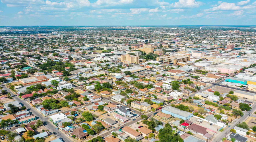 1702 Iturbide St, Laredo, Texas 78040, ,Multi-family,For Sale,1702 Iturbide St,20253978
