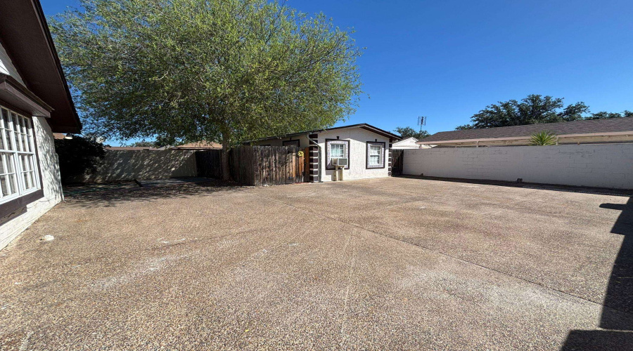 113 Ashton Lp, Laredo, Texas 78045, 4 Bedrooms Bedrooms, 7 Rooms Rooms,2 BathroomsBathrooms,Residential,For Sale,113 Ashton Lp,20253847