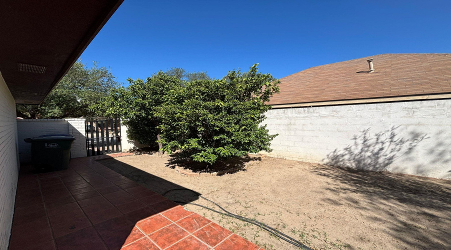 113 Ashton Lp, Laredo, Texas 78045, 4 Bedrooms Bedrooms, 7 Rooms Rooms,2 BathroomsBathrooms,Residential,For Sale,113 Ashton Lp,20253847