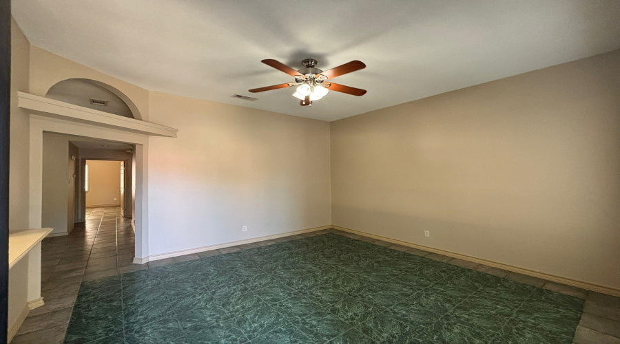 113 Ashton Lp, Laredo, Texas 78045, 4 Bedrooms Bedrooms, 7 Rooms Rooms,2 BathroomsBathrooms,Residential,For Sale,113 Ashton Lp,20253847