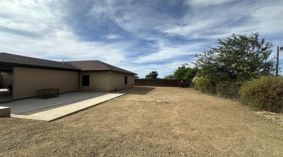 421 Floral Blvd, Laredo, Texas 78043, 3 Bedrooms Bedrooms, 4 Rooms Rooms,2 BathroomsBathrooms,Residential,For Sale,421 Floral Blvd,20253866