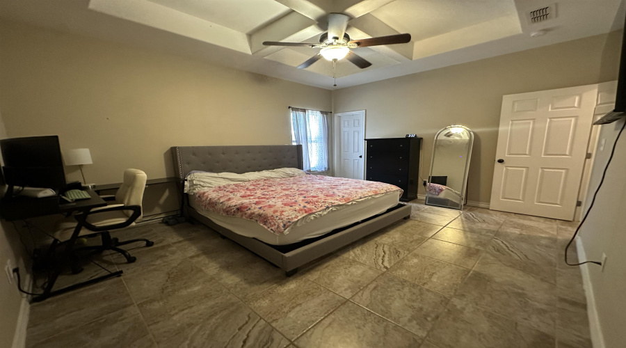 421 Floral Blvd, Laredo, Texas 78043, 3 Bedrooms Bedrooms, 4 Rooms Rooms,2 BathroomsBathrooms,Residential,For Sale,421 Floral Blvd,20253866