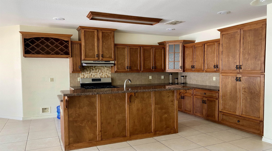 3905 Aidin St, laredo, Texas 78045, 4 Bedrooms Bedrooms, 7 Rooms Rooms,3 BathroomsBathrooms,Residential,For Sale,3905 Aidin St,20253873