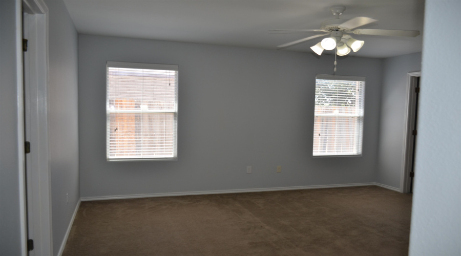 520 Gandara Dr, Laredo, Texas 78043-9999, 3 Bedrooms Bedrooms, 5 Rooms Rooms,2 BathroomsBathrooms,Residential,For Rent,520 Gandara Dr,20253875