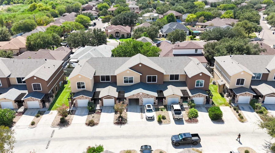 2619 San Isidro Pkwy, Laredo, Texas 78045, 2 Bedrooms Bedrooms, 4 Rooms Rooms,2 BathroomsBathrooms,Residential,For Sale,2619 San Isidro Pkwy,20253878