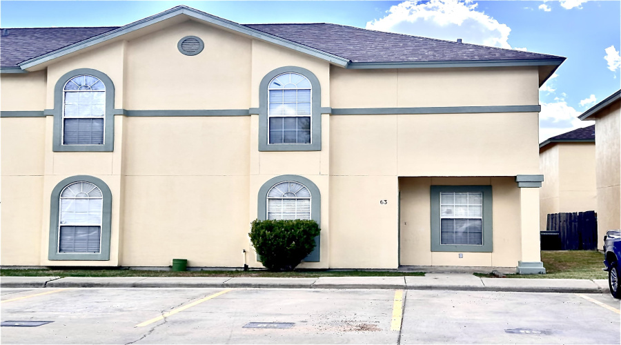 1000 Ranchway Dr, Laredo, Texas 78045, 3 Bedrooms Bedrooms, 7 Rooms Rooms,3 BathroomsBathrooms,Residential,For Rent,1000 Ranchway Dr,20253883