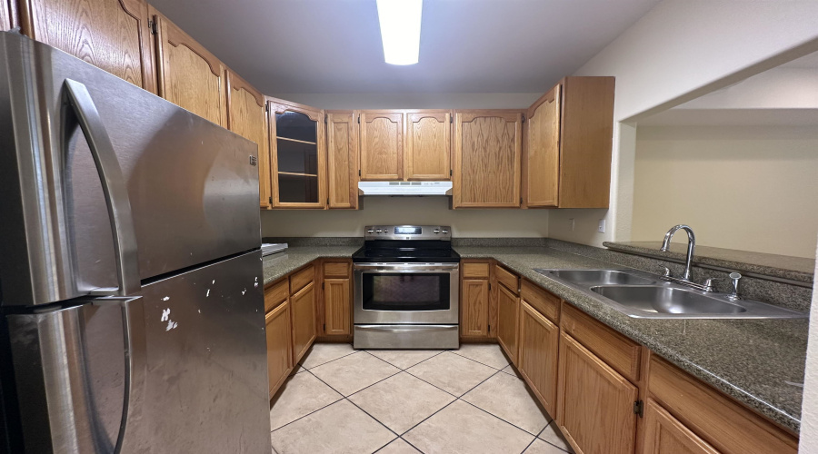 1000 Ranchway Dr, Laredo, Texas 78045, 3 Bedrooms Bedrooms, 7 Rooms Rooms,3 BathroomsBathrooms,Residential,For Rent,1000 Ranchway Dr,20253883