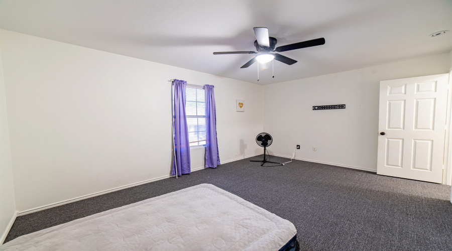 2139 Lima Lp, Laredo, Texas 78045, 5 Bedrooms Bedrooms, 7 Rooms Rooms,2 BathroomsBathrooms,Residential,For Sale,2139 Lima Lp,20253890