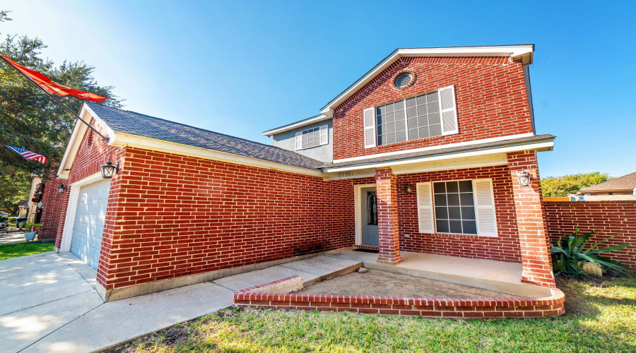 2139 Lima Lp, Laredo, Texas 78045, 5 Bedrooms Bedrooms, 7 Rooms Rooms,2 BathroomsBathrooms,Residential,For Sale,2139 Lima Lp,20253890