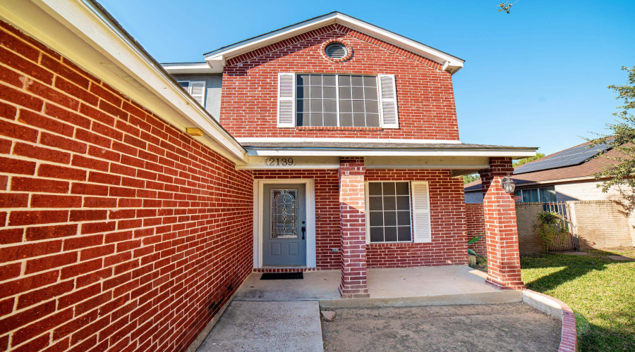2139 Lima Lp, Laredo, Texas 78045, 5 Bedrooms Bedrooms, 7 Rooms Rooms,2 BathroomsBathrooms,Residential,For Sale,2139 Lima Lp,20253890