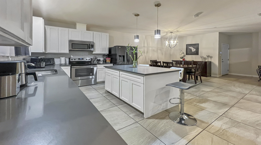 10902 International Blvd, LAREDO, Texas 78045, 3 Bedrooms Bedrooms, 5 Rooms Rooms,2 BathroomsBathrooms,Residential,For Rent,10902 International Blvd,20253892