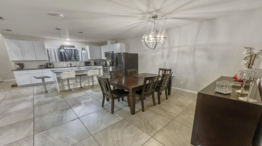 10902 International Blvd, LAREDO, Texas 78045, 3 Bedrooms Bedrooms, 5 Rooms Rooms,2 BathroomsBathrooms,Residential,For Rent,10902 International Blvd,20253892