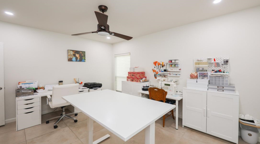 1107 Harlan St, Laredo, Texas 78045, 3 Bedrooms Bedrooms, 7 Rooms Rooms,2 BathroomsBathrooms,Residential,For Sale,1107 Harlan St,20253894