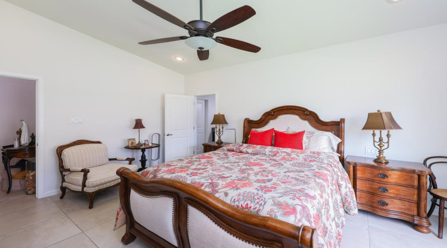 1107 Harlan St, Laredo, Texas 78045, 3 Bedrooms Bedrooms, 7 Rooms Rooms,2 BathroomsBathrooms,Residential,For Sale,1107 Harlan St,20253894