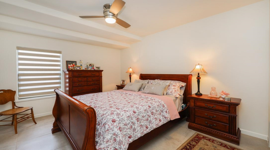 1107 Harlan St, Laredo, Texas 78045, 3 Bedrooms Bedrooms, 7 Rooms Rooms,2 BathroomsBathrooms,Residential,For Sale,1107 Harlan St,20253894