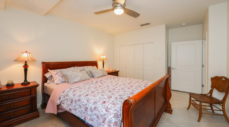 1107 Harlan St, Laredo, Texas 78045, 3 Bedrooms Bedrooms, 7 Rooms Rooms,2 BathroomsBathrooms,Residential,For Sale,1107 Harlan St,20253894