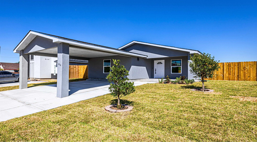 204 Alicante Dr, LAREDO, Texas 78046, 3 Bedrooms Bedrooms, 4 Rooms Rooms,2 BathroomsBathrooms,Residential,For Sale,204 Alicante Dr,20253896