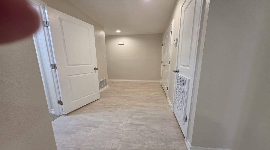 1703 Violeta Ct, Laredo, Texas 78041, 4 Bedrooms Bedrooms, 6 Rooms Rooms,2 BathroomsBathrooms,Residential,For Rent,1703 Violeta Ct,20253898