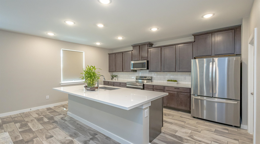 1615 Sambar Lp, Laredo, Texas 78045, 3 Bedrooms Bedrooms, 6 Rooms Rooms,2 BathroomsBathrooms,Residential,For Sale,1615 Sambar Lp,20253900