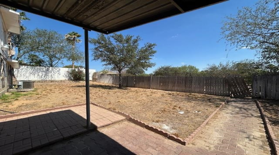 317 Farrell Rd, Laredo, Texas 78045, 3 Bedrooms Bedrooms, 7 Rooms Rooms,3 BathroomsBathrooms,Residential,For Sale,317 Farrell Rd,20253915