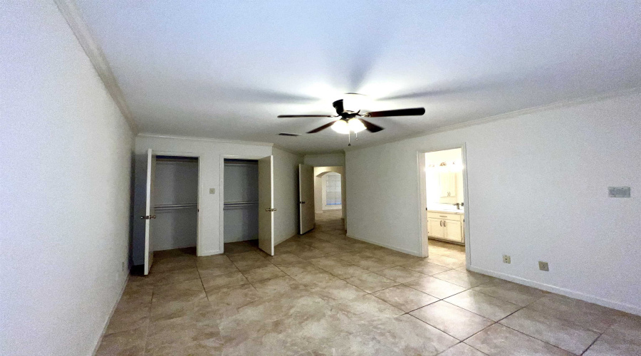 601 St James Dr, Laredo, Texas 78041, 3 Bedrooms Bedrooms, 6 Rooms Rooms,2 BathroomsBathrooms,Residential,For Rent,601 St James Dr,20253918