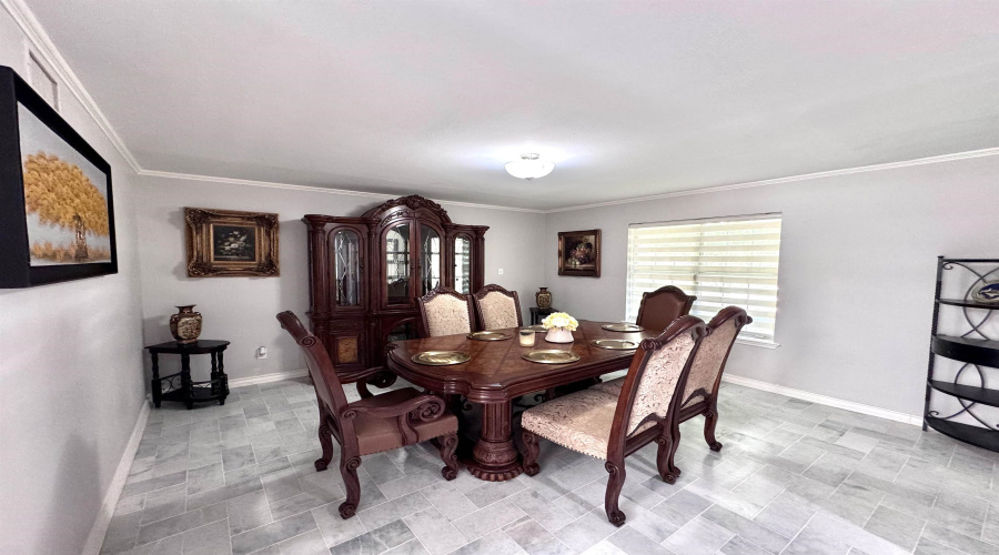 313 Linden Ln, Laredo, Texas 78041, 6 Bedrooms Bedrooms, 14 Rooms Rooms,5 BathroomsBathrooms,Residential,For Rent,313 Linden Ln,20253922 313 Linden Ln, Laredo, Texas 78041, 6 Bedrooms Bedrooms, 14 Rooms Rooms,5 BathroomsBathrooms,Residential,For Rent,313 Linden Ln,20253922