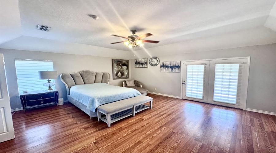 313 Linden Ln, Laredo, Texas 78041, 6 Bedrooms Bedrooms, 14 Rooms Rooms,5 BathroomsBathrooms,Residential,For Rent,313 Linden Ln,20253922 313 Linden Ln, Laredo, Texas 78041, 6 Bedrooms Bedrooms, 14 Rooms Rooms,5 BathroomsBathrooms,Residential,For Rent,313 Linden Ln,20253922