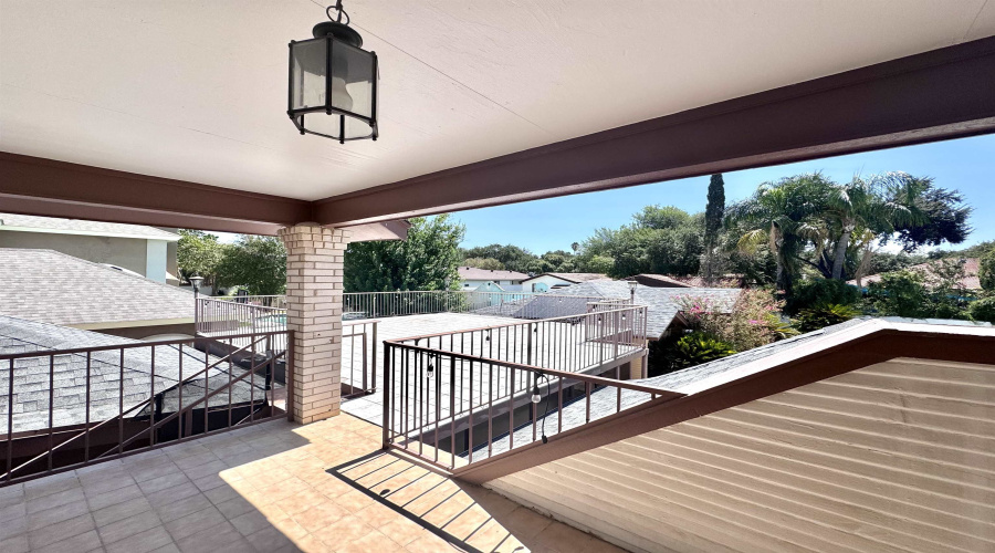 313 Linden Ln, Laredo, Texas 78041, 6 Bedrooms Bedrooms, 14 Rooms Rooms,5 BathroomsBathrooms,Residential,For Rent,313 Linden Ln,20253922 313 Linden Ln, Laredo, Texas 78041, 6 Bedrooms Bedrooms, 14 Rooms Rooms,5 BathroomsBathrooms,Residential,For Rent,313 Linden Ln,20253922