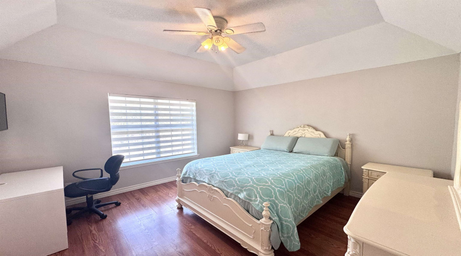 313 Linden Ln, Laredo, Texas 78041, 6 Bedrooms Bedrooms, 14 Rooms Rooms,5 BathroomsBathrooms,Residential,For Rent,313 Linden Ln,20253922 313 Linden Ln, Laredo, Texas 78041, 6 Bedrooms Bedrooms, 14 Rooms Rooms,5 BathroomsBathrooms,Residential,For Rent,313 Linden Ln,20253922