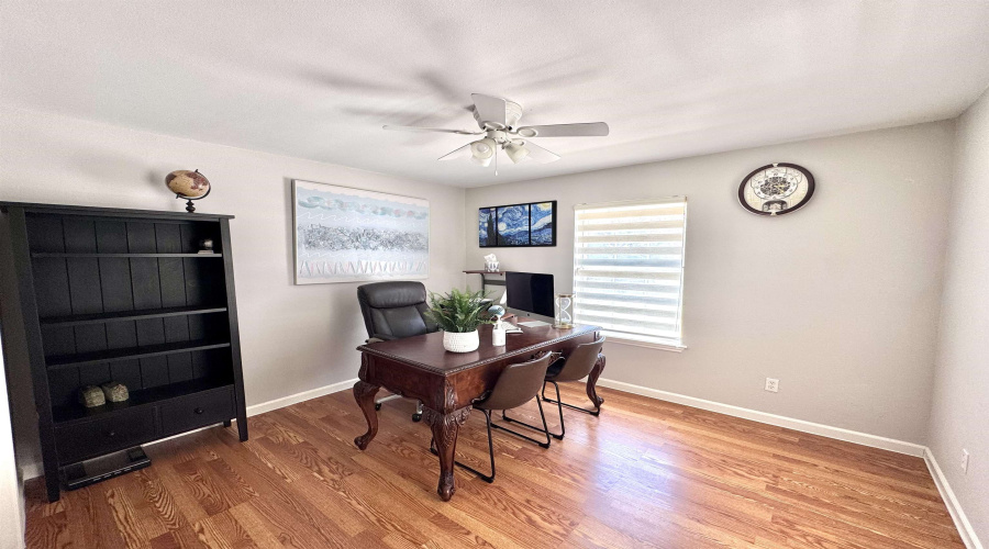 313 Linden Ln, Laredo, Texas 78041, 6 Bedrooms Bedrooms, 14 Rooms Rooms,5 BathroomsBathrooms,Residential,For Rent,313 Linden Ln,20253922 313 Linden Ln, Laredo, Texas 78041, 6 Bedrooms Bedrooms, 14 Rooms Rooms,5 BathroomsBathrooms,Residential,For Rent,313 Linden Ln,20253922