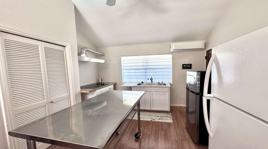 313 Linden Ln, Laredo, Texas 78041, 6 Bedrooms Bedrooms, 14 Rooms Rooms,5 BathroomsBathrooms,Residential,For Rent,313 Linden Ln,20253922 313 Linden Ln, Laredo, Texas 78041, 6 Bedrooms Bedrooms, 14 Rooms Rooms,5 BathroomsBathrooms,Residential,For Rent,313 Linden Ln,20253922