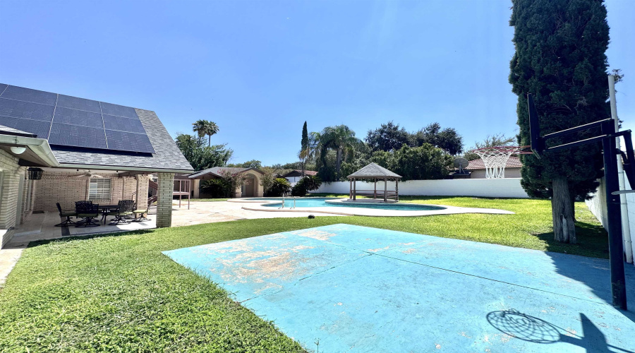 313 Linden Ln, Laredo, Texas 78041, 6 Bedrooms Bedrooms, 14 Rooms Rooms,5 BathroomsBathrooms,Residential,For Rent,313 Linden Ln,20253922 313 Linden Ln, Laredo, Texas 78041, 6 Bedrooms Bedrooms, 14 Rooms Rooms,5 BathroomsBathrooms,Residential,For Rent,313 Linden Ln,20253922