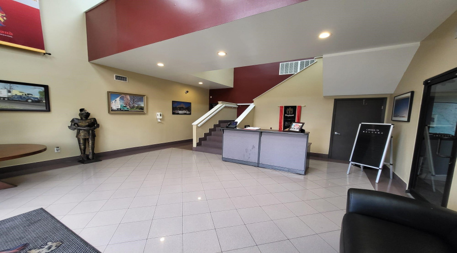 8422 Amparan Rd, Laredo, Texas 78045, 1 Bedroom Bedrooms, 21 Rooms Rooms,4 BathroomsBathrooms,Commercial/industrial,For Rent,8422 Amparan Rd,20254097