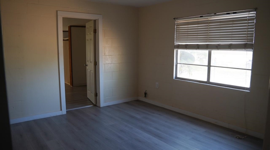 401 E Linar St, Hebbronville, Texas 78361, 3 Bedrooms Bedrooms, 6 Rooms Rooms,2 BathroomsBathrooms,Residential,For Sale,401 E Linar St,20253923