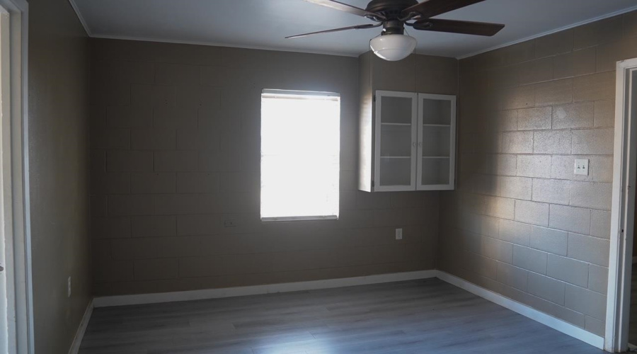 401 E Linar St, Hebbronville, Texas 78361, 3 Bedrooms Bedrooms, 6 Rooms Rooms,2 BathroomsBathrooms,Residential,For Sale,401 E Linar St,20253923
