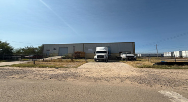 1819 Shea St, Laredo, Texas 78040, 1 Bedroom Bedrooms, 1 Room Rooms,2 BathroomsBathrooms,Commercial/industrial,For Rent,1819 Shea St,20254185