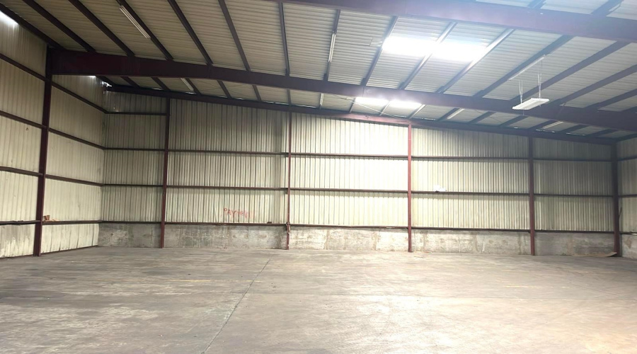 1819 Shea St, Laredo, Texas 78040, 1 Bedroom Bedrooms, 1 Room Rooms,2 BathroomsBathrooms,Commercial/industrial,For Rent,1819 Shea St,20254185