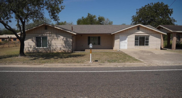 807 N Smith Ave, Hebbronville, Texas 78361, 3 Bedrooms Bedrooms, 6 Rooms Rooms,2 BathroomsBathrooms,Residential,For Sale,807 N Smith Ave,20253928