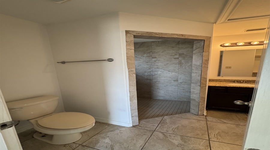 4405 Indian River Ave, Laredo, Texas 78045, 3 Bedrooms Bedrooms, 4 Rooms Rooms,2 BathroomsBathrooms,Residential,For Sale,4405 Indian River Ave,20253931