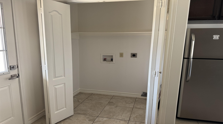 4405 Indian River Ave, Laredo, Texas 78045, 3 Bedrooms Bedrooms, 4 Rooms Rooms,2 BathroomsBathrooms,Residential,For Sale,4405 Indian River Ave,20253931