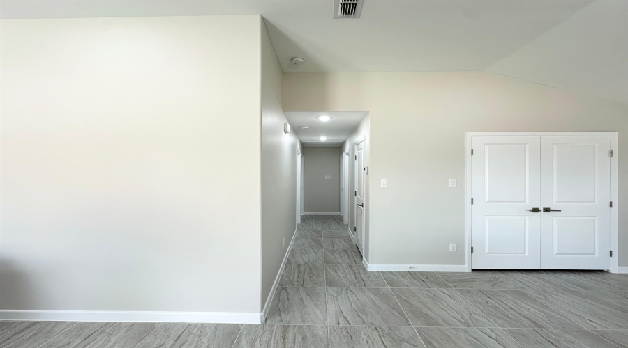 5023 Carambola Ln., Laredo, Texas 78046, 3 Bedrooms Bedrooms, 5 Rooms Rooms,2 BathroomsBathrooms,Residential,For Sale,5023 Carambola Ln.,20253933