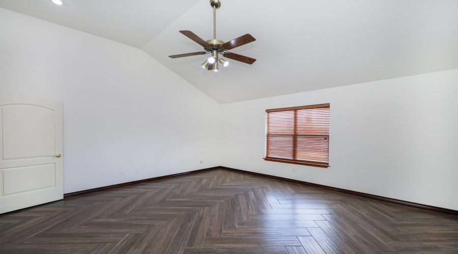 9808 SunCrest Ct, Laredo, Texas 78045, 3 Bedrooms Bedrooms, 6 Rooms Rooms,2 BathroomsBathrooms,Residential,For Sale,9808 SunCrest Ct,20253936