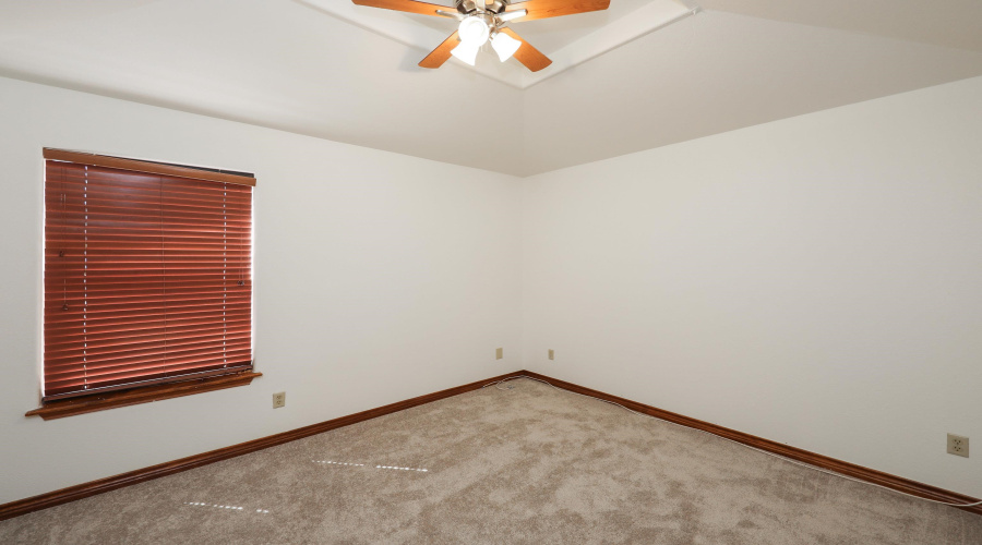 9808 SunCrest Ct, Laredo, Texas 78045, 3 Bedrooms Bedrooms, 6 Rooms Rooms,2 BathroomsBathrooms,Residential,For Sale,9808 SunCrest Ct,20253936