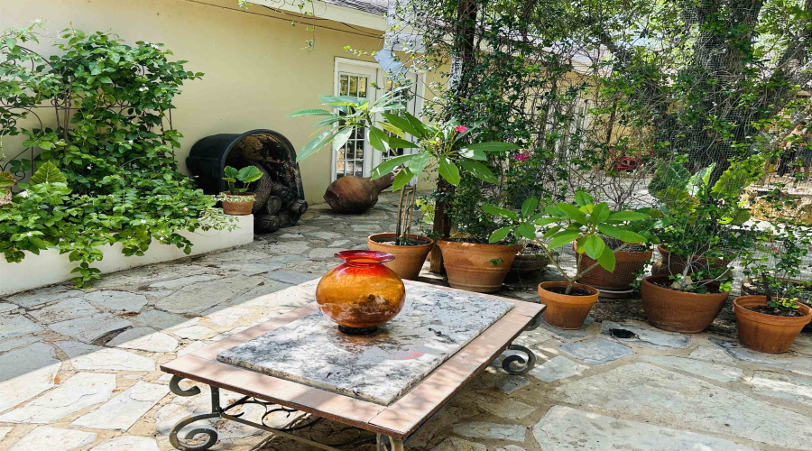 20655 U.S. Hwy 83 North, Laredo, Texas 78045, 1 Bedroom Bedrooms, 51 Rooms Rooms,4 BathroomsBathrooms,Commercial/industrial,For Sale,20655 U.S. Hwy 83 North,20254187