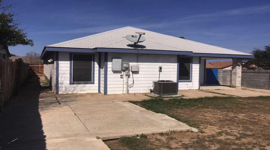 725 Baretta Ct, Laredo, Texas 78043, 3 Bedrooms Bedrooms, 7 Rooms Rooms,2 BathroomsBathrooms,Residential,For Sale,725 Baretta Ct,20253946